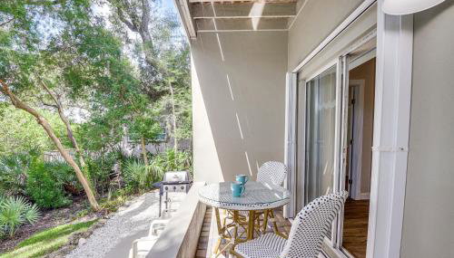 Walk to the Beach! New Smyrna Hideaway with Patio - Foto 3