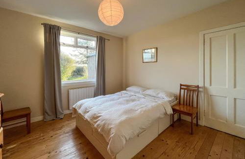 Holly Croft - Foto 9