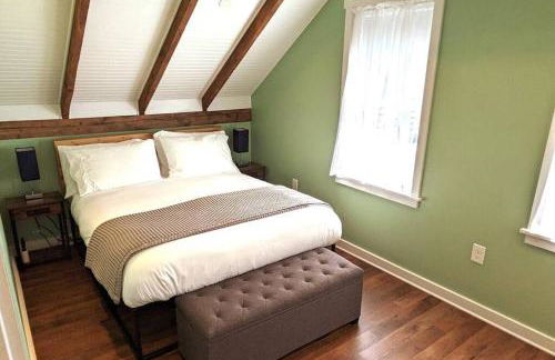 Walkable Elmwood Cottage, No Chores 2Bath 2BR 2Car - Foto 3