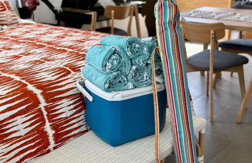 Beachfront Ocean View Apartment on Ocean Drive - Foto 8