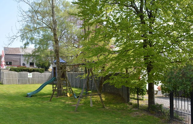 Champlon Villa Near Forest - Photo 18