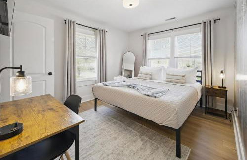 Family Spacious 5BR Retreat w Game Filled Basement Suite - Foto 24