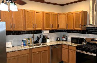 Galveston Family Getaway with Game Room and Patio - Foto 3