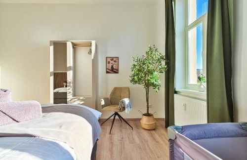 Luxus Apartments - Perfekt für Familien & Gruppen - Zentrale Lage & Parkplatz - Foto 44