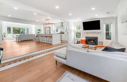 Modern cozy residential home local experience - Foto 13