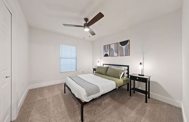 Spacious 6 Bed House Airport Pet Friendly AFB - Foto 22