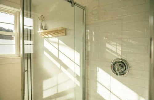 Cozy Cottage, Hot Tub, Fire Pit, 15min to Hudson and hiking - Foto 15