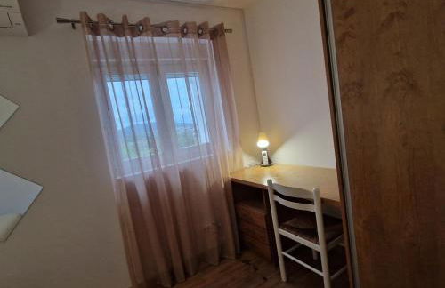 Moradia T2 em bairro pitoresco da Covilhã - Foto 7