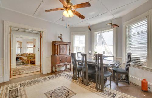 Quaint Beverly Townhome Walk to Beach and Downtown! - Photo 3