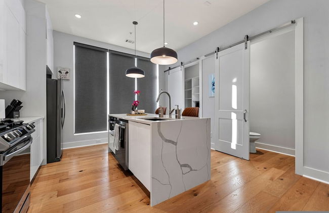 Luxurious Midtown Home Rooftop Views by Silverx - Foto 5