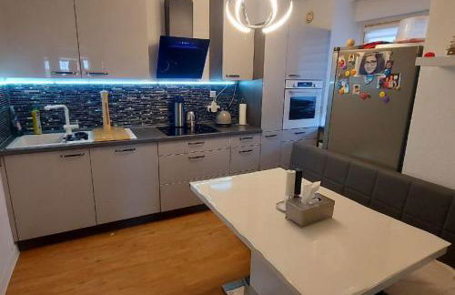 Private Apartment - Foto 8