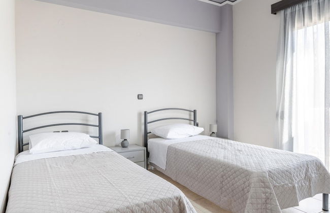 Villa Archodia - With Private Pool - Photo 33