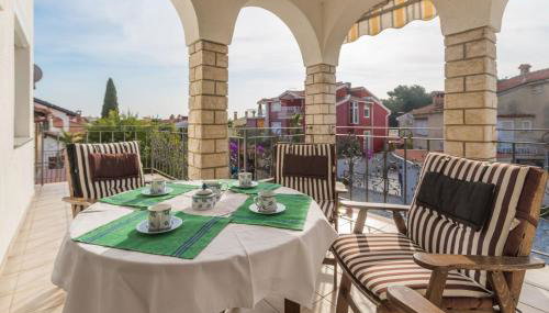 Elegant two-bedroom apartment with terrace in Rovinj - Foto 4