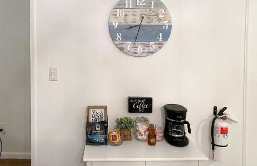 Brigantine Condo with Gas Grill - Walk to Beach! - Foto 9