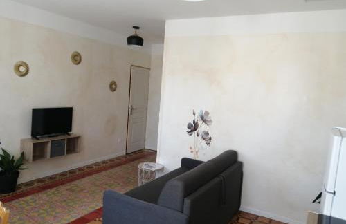 Loré Appartement Climatisé avec terrasse - Photo 9