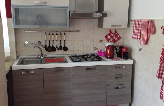 Arona-lake Maggiore Apartment in Quiet Area Suitable for Families - Foto 18