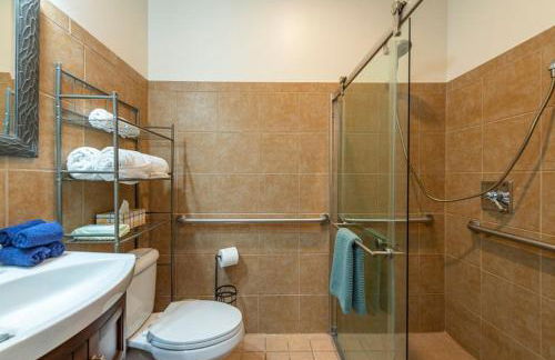 Funtastic Retreat! PS5, View, Goats, Hot Tub, Karaoke - Foto 28