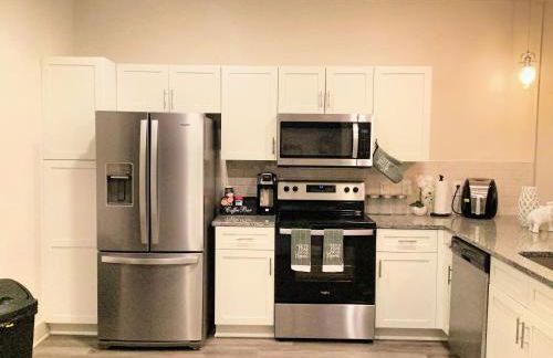 New! 1 Bed 1 Bath Medical Center NRG Area Middle of Everywhere - Photo 10