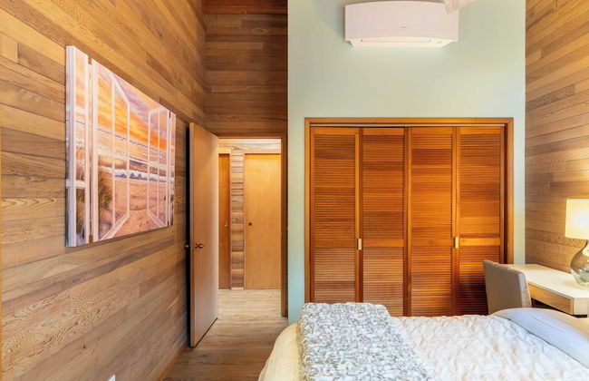 Oceanfront w/ Game Room, Fire Pit, Panoramic Views Angels Landing by Avantstay - Photo 31