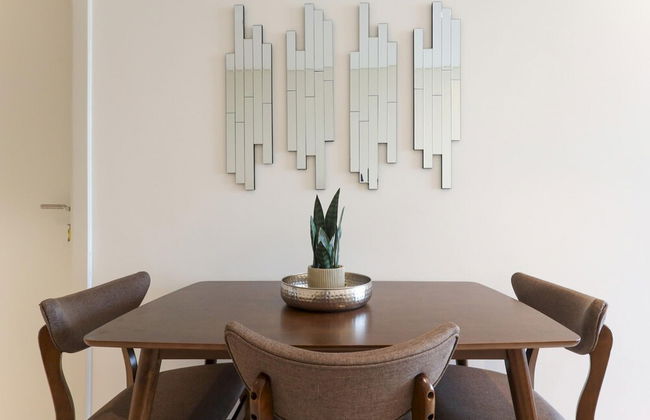 Elite LUX Holiday Homes - Serene Golf View Living 1 BHK in Damac Hills Dubai - Photo 20