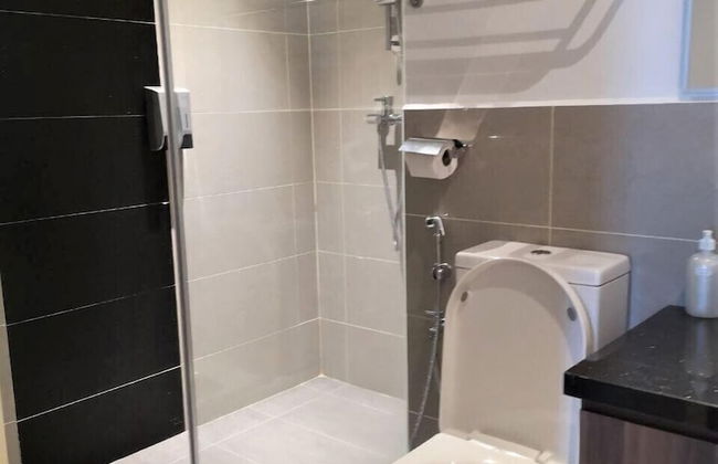 Imperial Suites - Photo 19