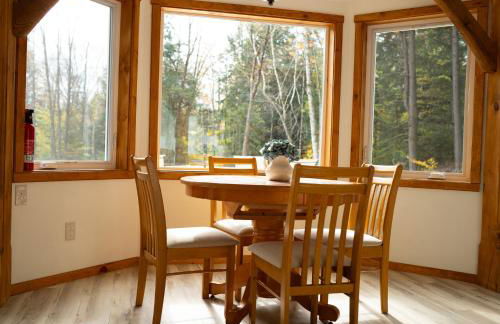 Magical Retreat Cottage, 15 min from Mt Snow skiing - Foto 9