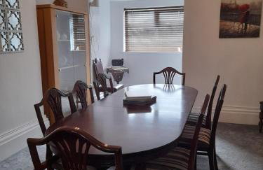 Comfortable family home with amazing Seaviews - Foto 33