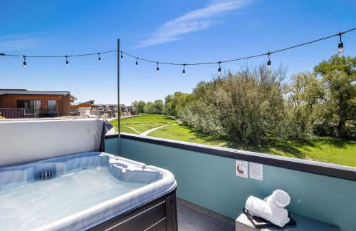 Swanky Townhome Near Old Town, Breweries and River - Foto 4