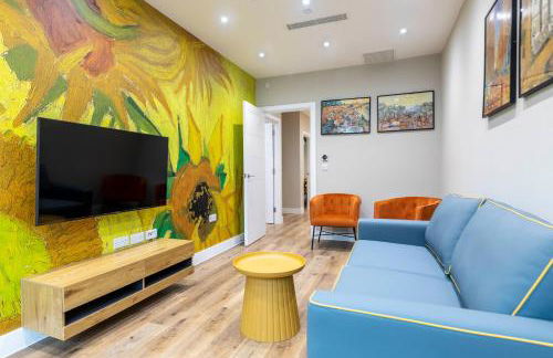 Palm Tree House Apartments - Photo 26