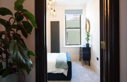 Stylish Beachfront Luxury Apartment, Sweeping Ocean Views and Log Burner - Foto 102