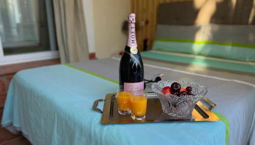 Villa pareada con piscina privada - Foto 3