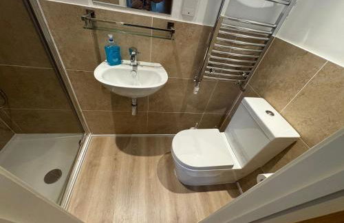 Studio-1-Staines/Heathrow/London-own entrance - Foto 20