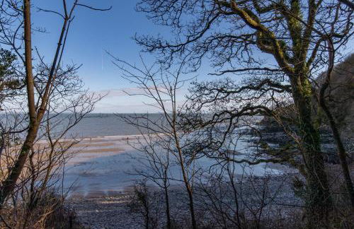 Sunningdale - Beach Side Cottage, Sea Views, Parking - Photo 98