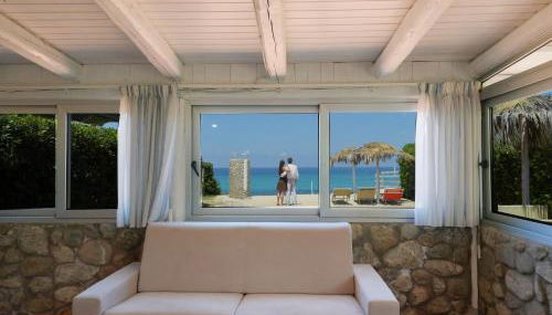 Marinella Beach Apartments - On The Beach - Private Free Parking - Foto 4