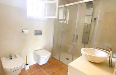 Villa Los Robles en Playa den Bossa con Piscina Privada - Photo 7