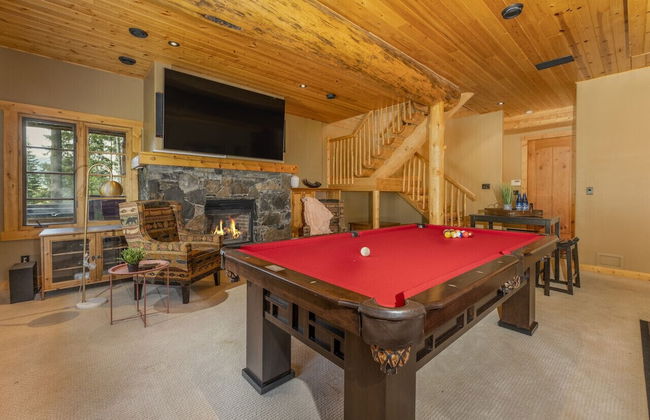 Luxury Log Chalet | Pool + Private HotTub | Ski In/Out | Overlooking Greywolf GC - Photo 1