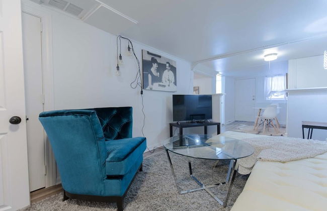 Cozy 1 BDR in Heart of Logan Square & Near Train - Foto 11