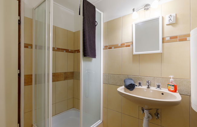 5 bedroom House in Balatonfenyves with garden and terrace - Photo 14