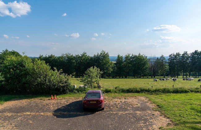 Typical Ardennes Chalet With hot tub - Foto 34
