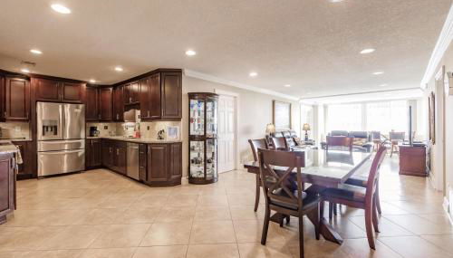 1055-606 Gulf Side High Rise with Pond View - Foto 2