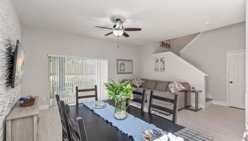 Newly Remodeled 4BD/4BA Townhouse-Regal Palms Resort Near Disney - Foto 5