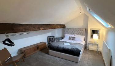 6 bed house - 12 minutes to City Centre - Foto 1