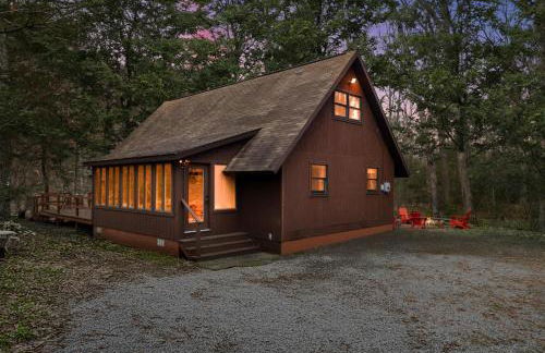 Loft Wood Stove Fire Pit Grill & Deck on Creek - Foto 42