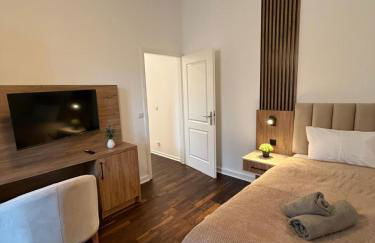 Jomi Stays - Kudamm - Foto 5