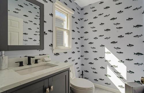 Queen Vic Beach House: 5 Mins to Vineyards & Farmstands - Foto 15