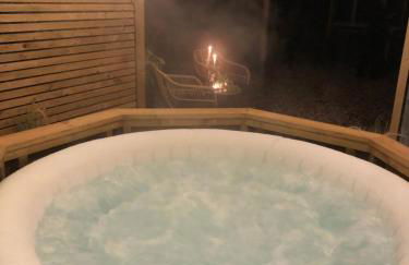 Shepherds Hut - Photo 11