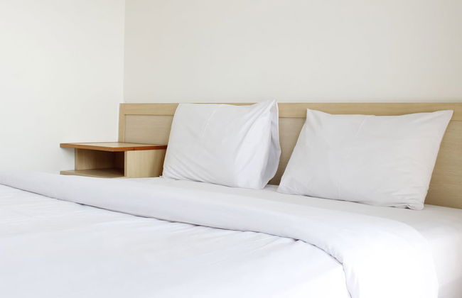 Relaxing Studio Apartment at Parahyangan Residence with Mountain View - Foto 1