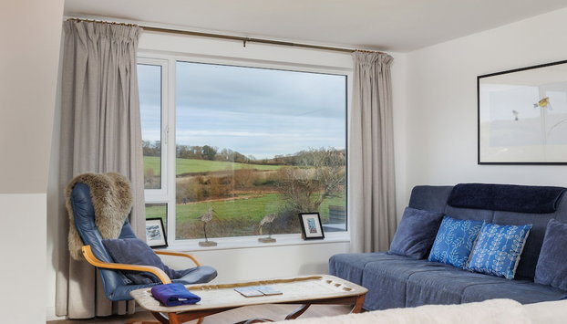 Sea Breeze Your Coastal Sanctuary in Sandown - Foto 2, Habitación