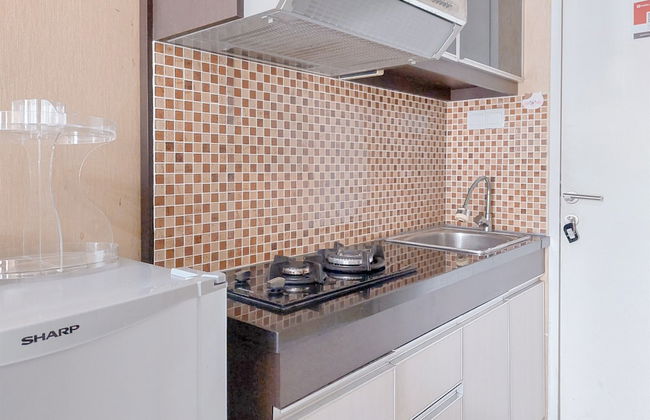 Best Place And Homey Studio Skylounge Tamansari Apartment - Foto 8