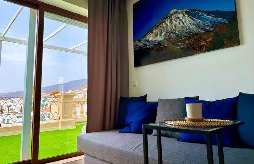 Costa Adeje - Amazing Ocean And Teide View - Fast WiFi, Air Con - Photo 18